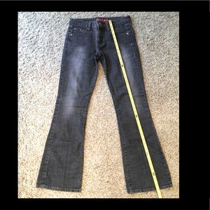 Levi’s 518 - So Flattering!